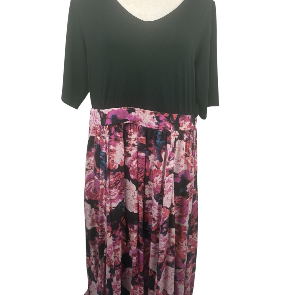 Torrid floral skirt print and black top dress size 1-1X/14-16 - Picture 2 of 11